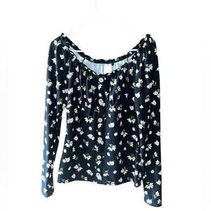 No Boundaries Black Floral Top Scooped Ruffled Juniors 7/9 Long Sleeve Simple